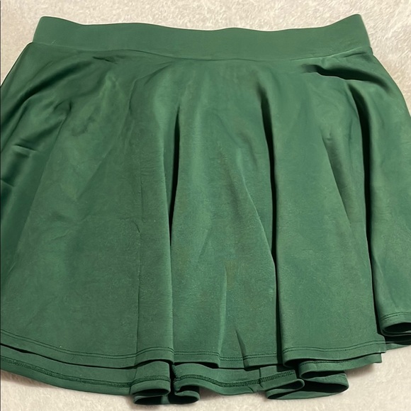 By Johnny Dresses & Skirts - Made by Johnny Elegant Green Circle Mini Skirt